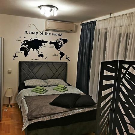 Passenger Self Check-In Apartment Osijek Exterior foto