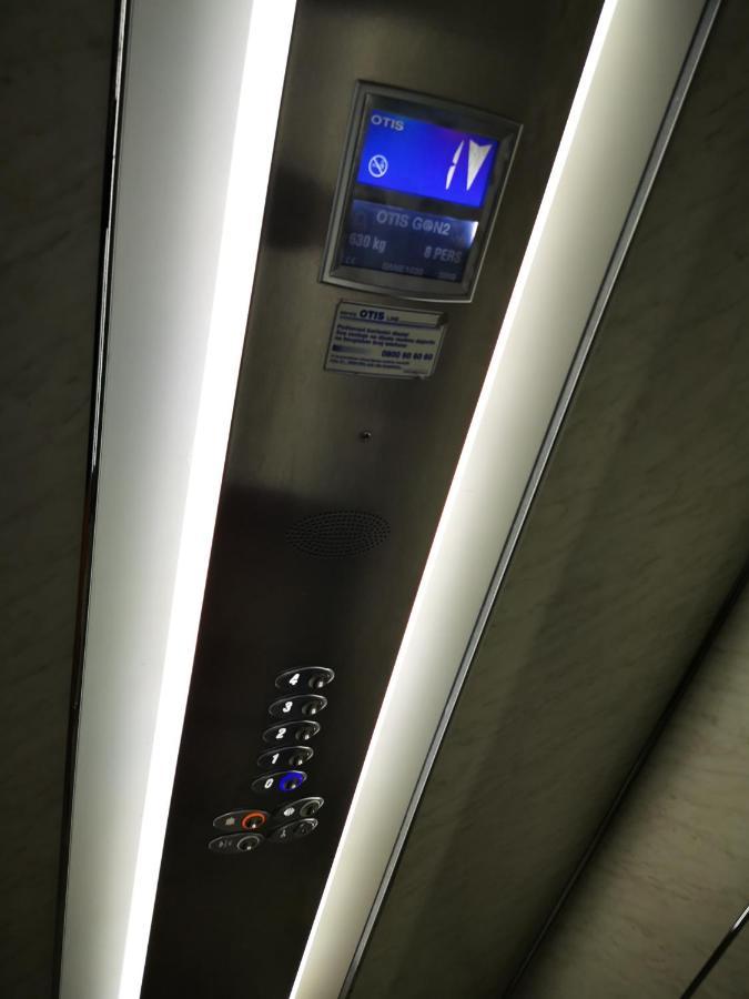 Passenger Self Check-In Apartment Osijek Exterior foto
